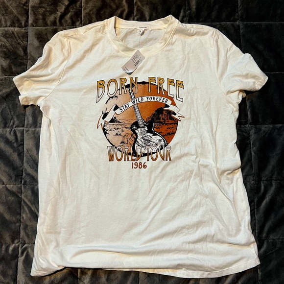 Graphic Tee - Picture 1 of 1